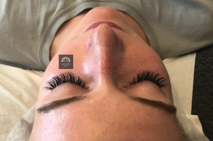 Eyelash & eyebrow treatments for men & women
